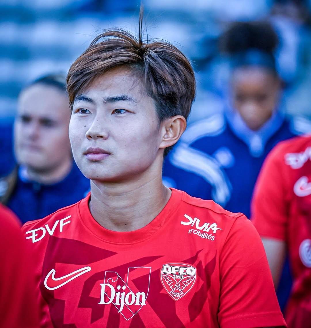 开云入口-双星闪耀,中国女足国脚吴澄舒、王妍雯均首发出战法女甲首轮