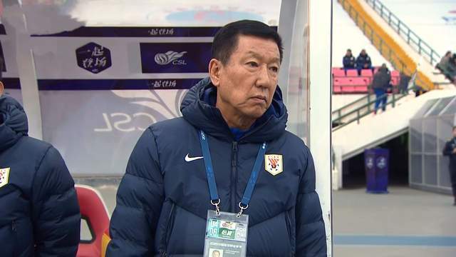 崔康熙要抢功韩鹏?瓦科续约有竞争,泰山队仅剩22将,遇冤家裁判