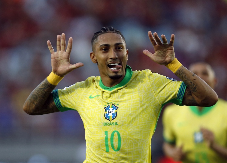 kaiyun-每体：安帅已基本确定巴西队的首发阵容，拉菲尼亚将踢10号位