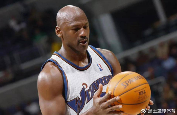 40岁詹姆斯，40岁贾巴尔，40岁乔丹，差距一目了然！|洛杉矶湖人队|明尼苏达森林狼队|华盛顿奇才队|迈克尔·乔丹|篮板_新浪体育_新浪新闻