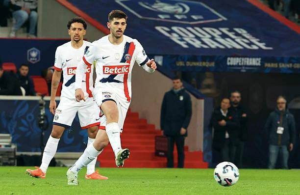 开云娱乐-【观察】队长欧冠停赛，巴黎后防线埋了定时炸弹？