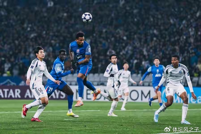 开云APP-富得流油，申花仅一年球衣广告就3亿，还有门票周边，可独立运营|上海申花|中超|上海申花足球俱乐部|球迷|收入_新浪体育_新浪新闻