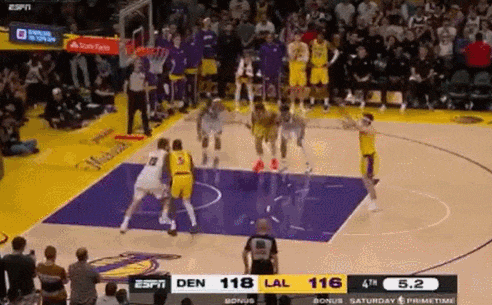 开云入口-绝杀！湖人干翻掘金！41岁詹姆斯史诗级救球...