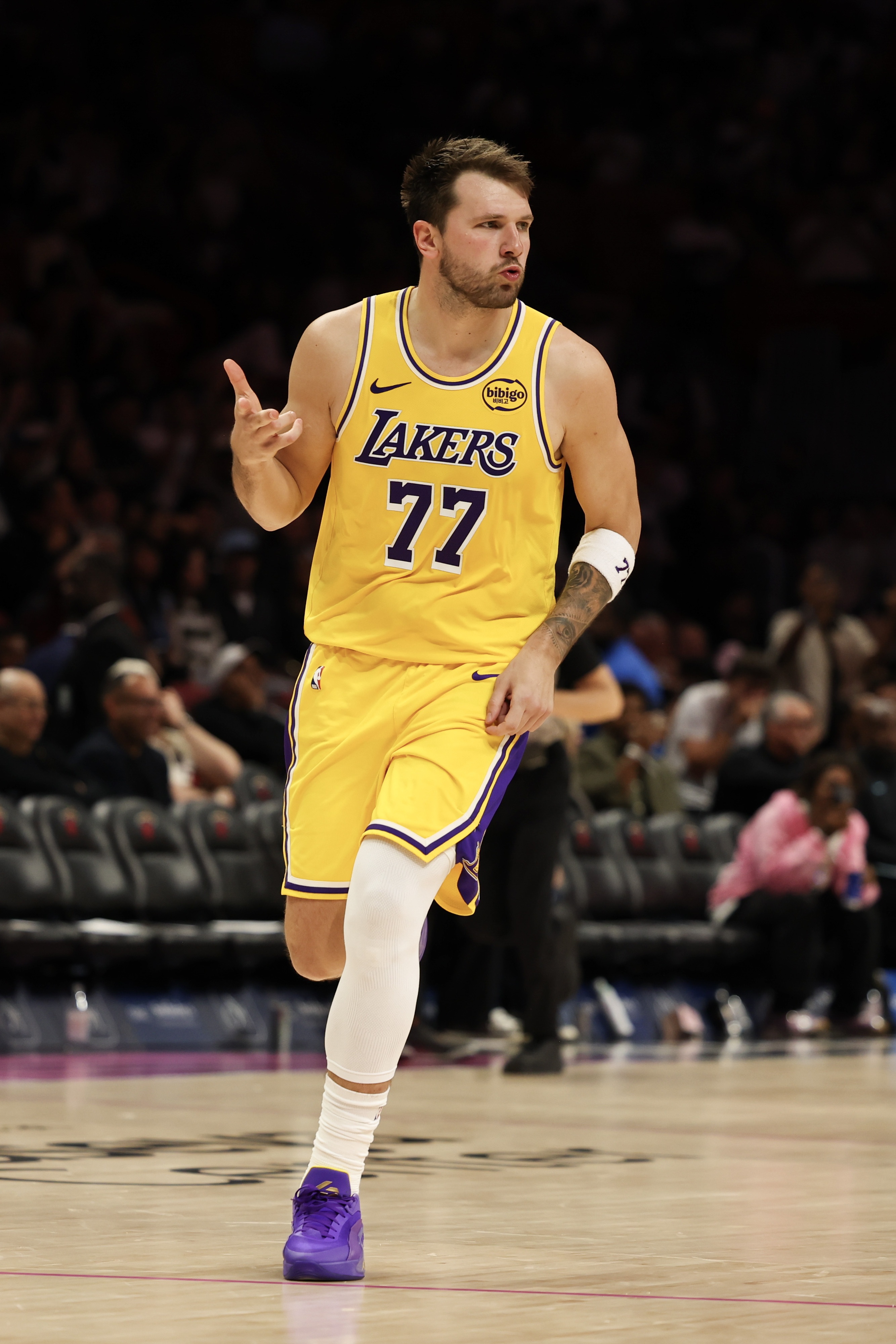 开云娱乐-历史40+场次排行榜前15一览：詹杜库登均在列 东契奇能超越几个？