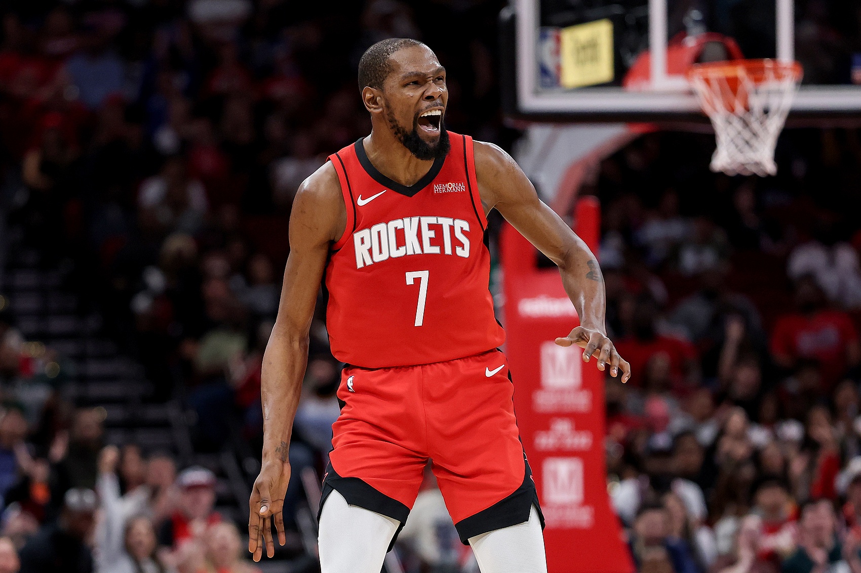 开云娱乐-历史40+场次排行榜前15一览：詹杜库登均在列 东契奇能超越几个？